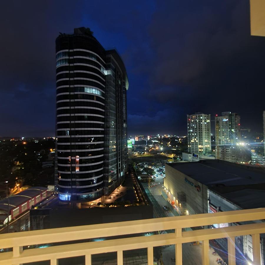 Inspiria Condo Free Airport Pickup For 3 Nights Stay Or More Davao Ngoại thất bức ảnh